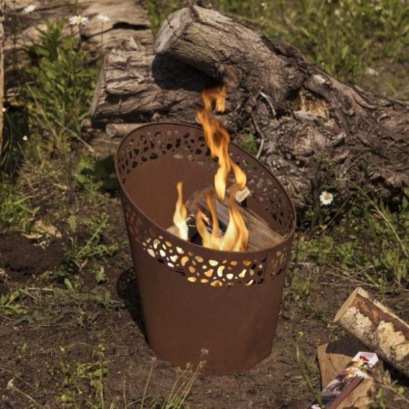 Modern tűzrakó, rusztikus rozsdásított felülettel, lézervágott mintával FF512